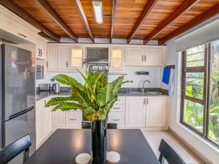 Shrimp Lane Cottages, Sea Wood Chalet - Ballito - 0