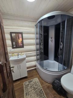 Synevyr House Апартаменти 2 - - 6