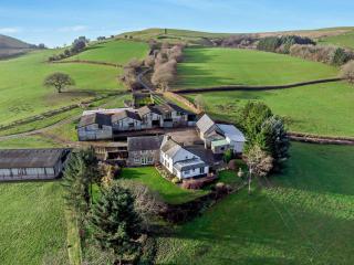 5 Bed in Brecon 90660 - Lower Chapel - 9