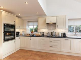 4 Bed in Llandysul 66640 - Llandysul - 4