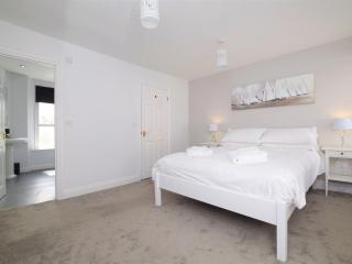 3 Bed in Brixham 75230 - Brixham - 2
