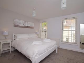 3 Bed in Brixham 75230 - Brixham - 3