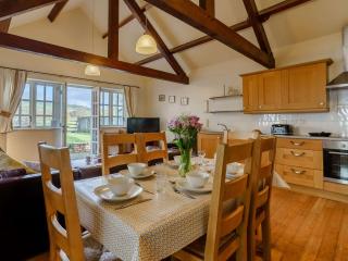 3 Bed in Nantgaredig 56410 - Llanfynydd - 5