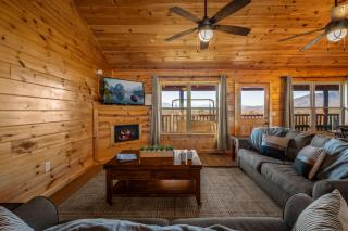 Swimming in the Smokies By Avada Properties - Sevierville - 2