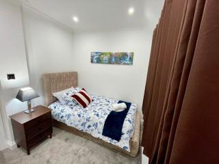 Dagenham 3-Beds Sleeps 5 12 min walk to Metro - Dagenham - 9