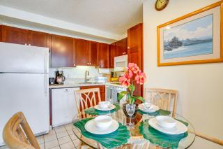 Walk to Waikiki Beach: Deluxe Studio + Pool Access - 5