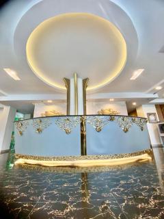 Famous Maple Hotel - Angeles - 8
