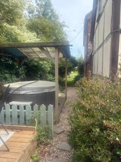 Soldiers Cottage, with HOT TUB, dog friendly, great views - Hereford - 7