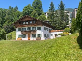 Family & Friends - 0