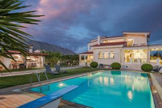 Renko Royal Villa, A Majestic Villa on the Athenian Riviera - Lagonissi - 0