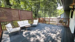 Modern Stay on Green Valley - 2.5 Mi to Downtown - Greensboro - 8