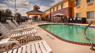 Best Western Fort Worth Inn & Suites - Fort Worth - 8