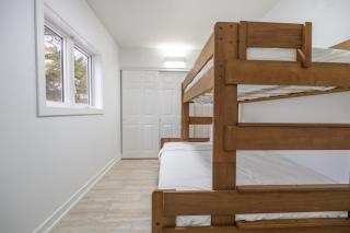 The Pines on 15th Ave - Hot Tub, BBQ - Invermere - 1
