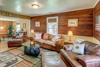 Near Blue Ridge Parkway Galax Home with Mtn Views! - Galax - 6