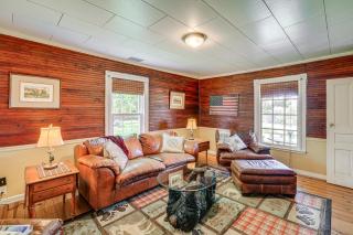 Near Blue Ridge Parkway Galax Home with Mtn Views! - Galax - 5