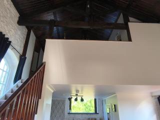 Mo's Loft at Platform's End - 6