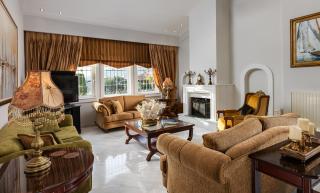 Renko Royal Villa, A Majestic Villa on the Athenian Riviera - Lagonissi - 2