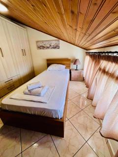Castle View Attic - Cavala - 1