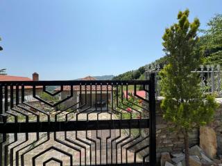 Traditional Albanian Escape Near Tirana - - 4