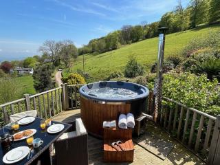 2 Bed in Abergavenny 83894 - Llanover - 0