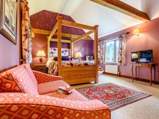 2 Bed in St Neots 79558 - Wyboston - 1