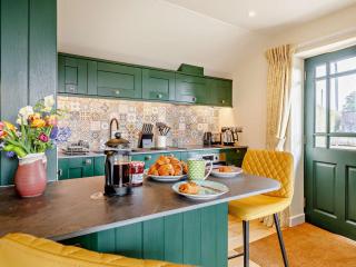 1 Bed in Sherborne 87292 - - 0