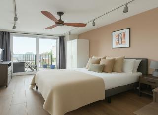 3 Bed Balcony Flat in Nine Elms - London - 8