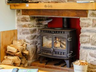 3 Bed in Crickhowell 48309 - - 5
