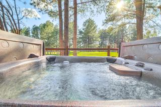 Golf Course Getaway and Hot Tub Haven in Pinetop! - Pinetop - 9