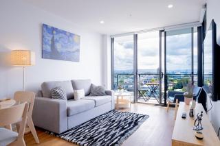 Water View Oasis 2BR and Pool - 2