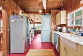 Original 1945 Cottage on 6 Very Private Acres - 2
