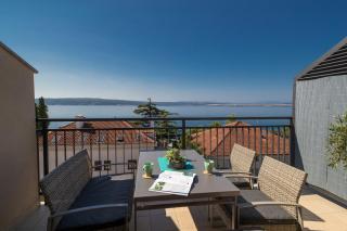 MAJDA Apartment for 5 persons, 100m from the beach - Crikvenica - 0