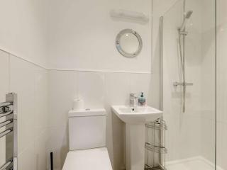 2 Bed in Barnstaple 89950 - High Bickington - 1