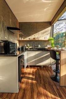 Maravilhosa Cabana de Vidro de Luxo na Natureza - 1