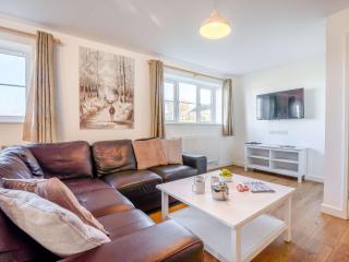 3 Bed in Newport 90245 - Newport - 9