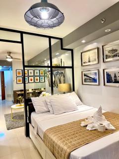Aiza's Place in Shell Residences MOA - Manila - 5