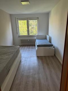 Luxus 3Zi Whg möbliert nähe Metzingen Stadtmitte - Metzingen - 2