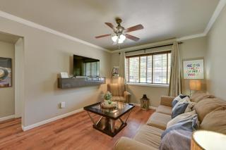 Walk to SFA Campus Pet-Friendly Nacogdoches Condo - Nacogdoches - 7