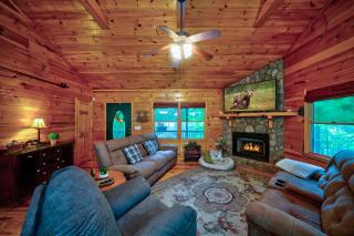 Pet-Friendly escape in Ellijay Private Hot Tub - Ellijay - 7
