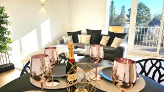 Tolle, geräumige Wohnung in ausgezeichneter Lage - Monaco di Baviera - 9