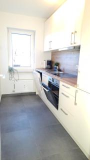 Tolle, geräumige Wohnung in ausgezeichneter Lage - Monaco di Baviera - 2