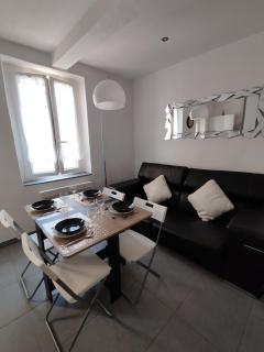 Duplex avec vue fontaine et clocher Centre Barjols - Barjols - 3