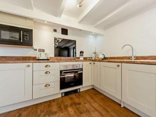 2 Bed in Narberth 72864 - Whitland - 9
