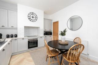 A stylish home in Sheffield - High Hazels - 0