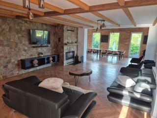 Casa Adam B - - 5