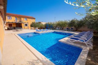 Holiday house Mirjana - 0