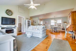 Walk to Goose Rocks Beach Quiet Townhome with Patio - Kennebunkport - 6