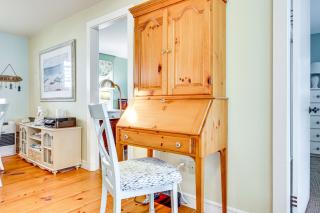 Walk to Goose Rocks Beach Quiet Townhome with Patio - Kennebunkport - 5