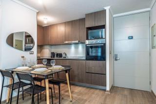 Quiet Apartment Near the Metro and Clinics - Santiago - 8