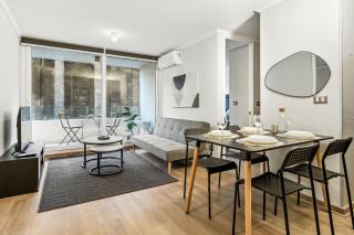 Quiet Apartment Near the Metro and Clinics - Santiago - 0